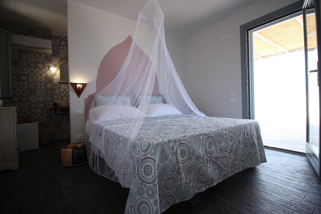 Ajamola Hotell Favignana Eksteriør bilde